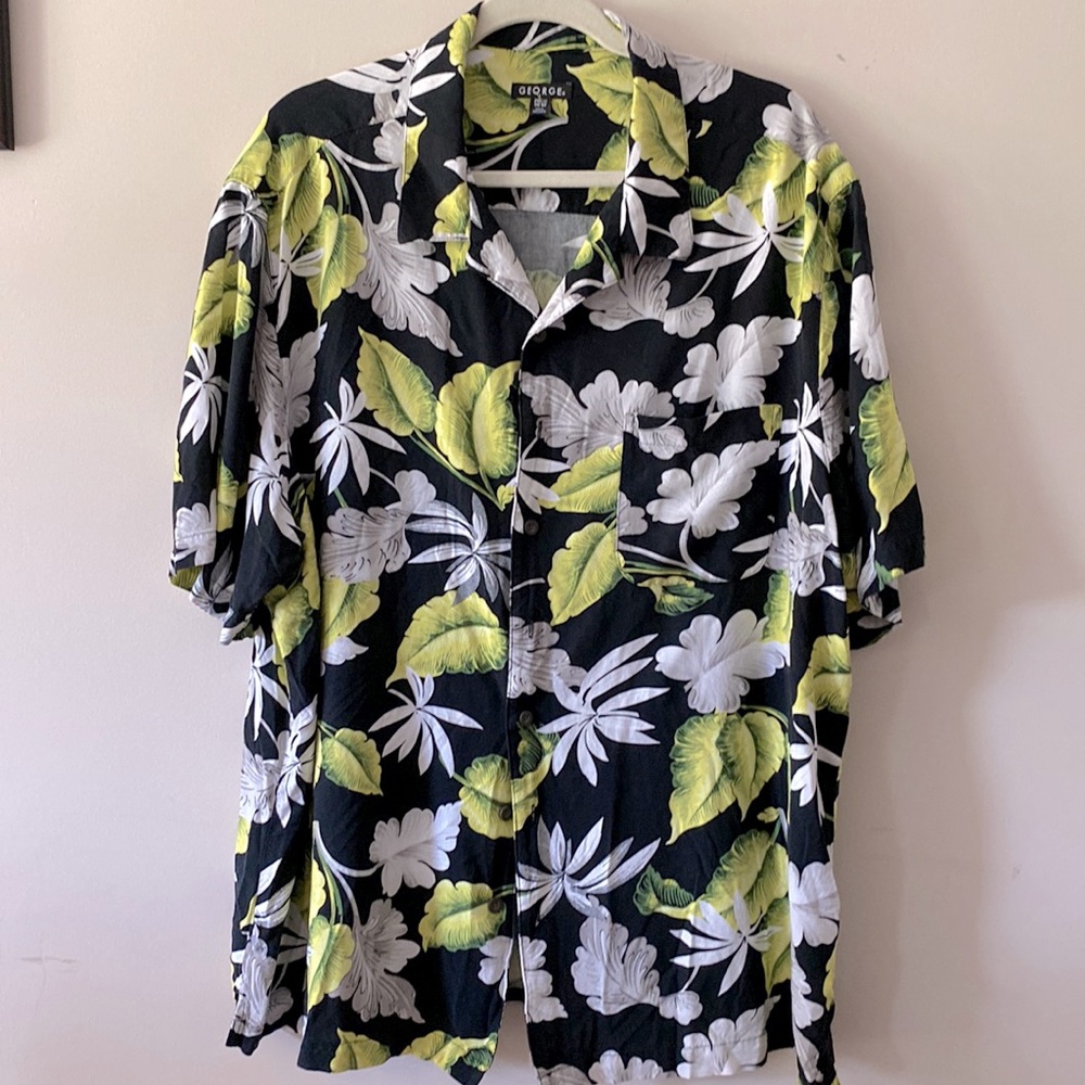 George men’s leaf print on black button up 💯Rayon chest pocket s/s shirt 2XL 🌞